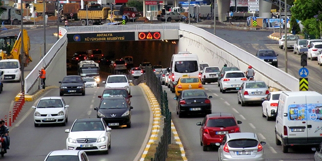 Antalya, kii bana den ara says ile Trkiye birincisi