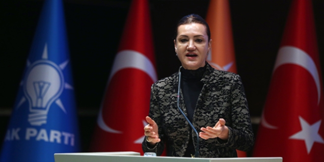 'Her konuda yalan yanlış konuşabiliyor, bu yakışmıyor'