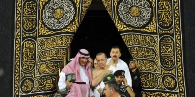 Cumhurbaşkanı Erdoğan umre yaptı