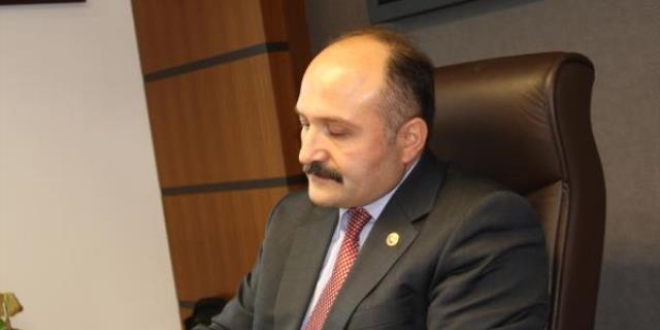 MHP'li Usta: 400 bine yaklaşan sayıda atanamayan sağlıkçı bulunuyor