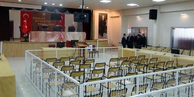 FETÖ duruşmaları Halk Eğitim Merkezi'nde yapılacak