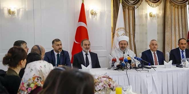 Prof. Dr. Görmez: Talimat imamlara değil müşavirlere