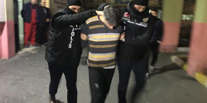 FETÖ'den aranan 1 hakim ve 2 savcı adliyede