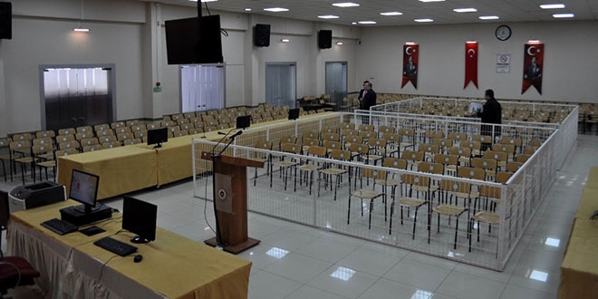 Kırklareli'nde 81 eski askerin yargılanmasına başlandı