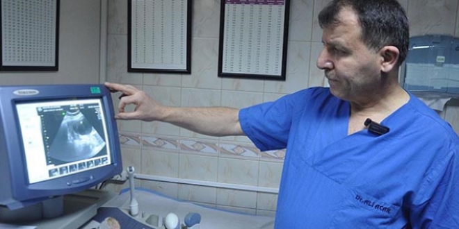 Anne karnındaki bebeğe 'idrar torbası' ameliyatı