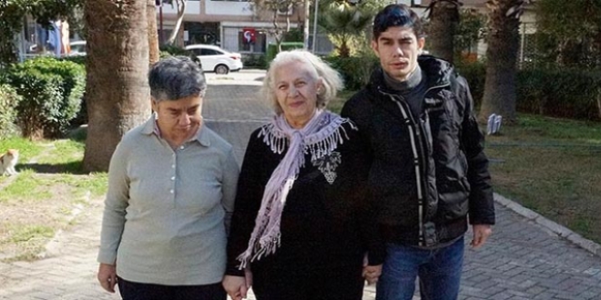 Çocuk sevgisi engel tanımadı