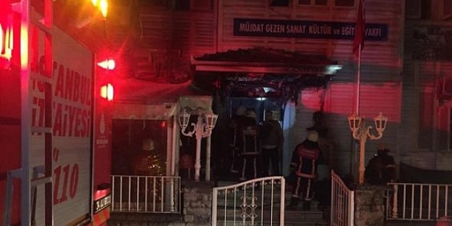 Müjdat Gezen cephesi şimdi de şehitleri istismar ediyor