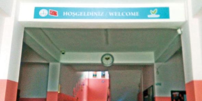 Hayrla geldiniz yerine 'Hogeldiniz-Welcome'