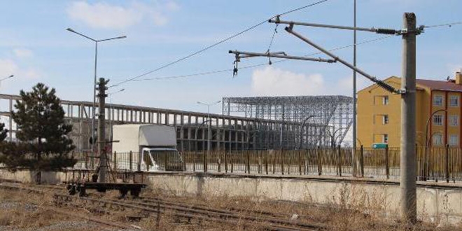 Öğrenciler için okula 800 bin liralık sistem kuruldu