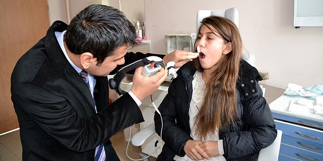 Mevsimsel geçişlerde boğaz ağrıları artıyor