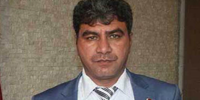 MHP'den Ak Parti'ye geçen başkan partiden ihraç edildi
