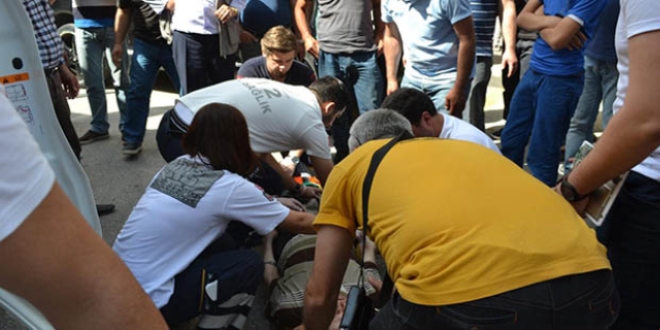 Bursa'da otomobilin çarptığı yaşlı adam öldü