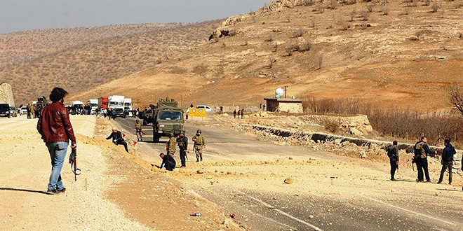 Mardin'de askeri aracn geii srasnda patlama