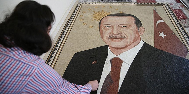 Binlerce mozaik'ten Cumhurbakan'nn portresini yapt
