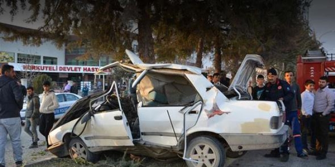 Antalya'da trafik kazası: 3 ölü