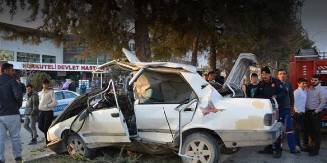 Antalya'da trafik kazas: 3 l