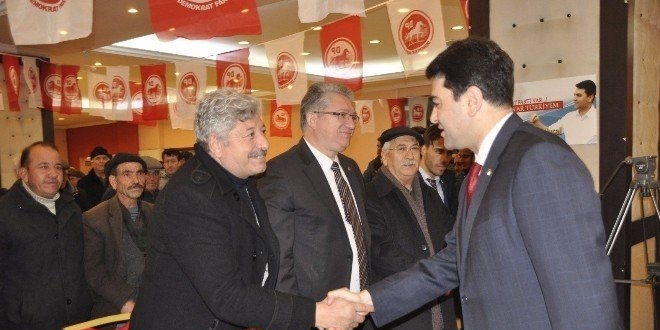 Uysal, üçüncü kez DP Genel Başkanı seçildi