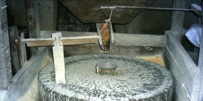 Ununu vermeyen değirmenciye kızıp mesleğe atıldı