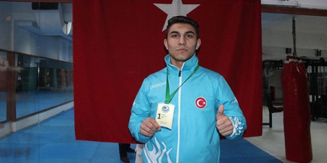 Doktor tavsiyesi ile gittiği sporda şampiyon oldu