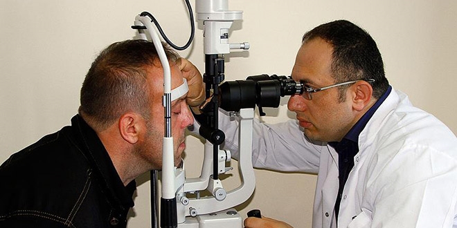 Behçet hastalığı gözleri vuruyor