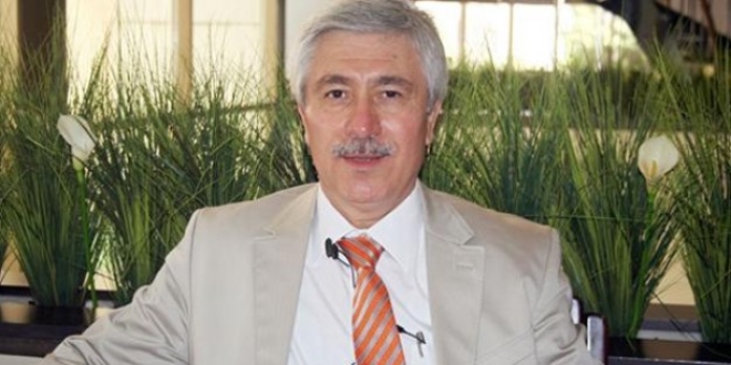 Ege Üniversitesi Rektörü FETÖ'den açığa alındı