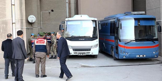 'Beyaz bayrak olarak sallamak için tuvalet kağıdı aldım'