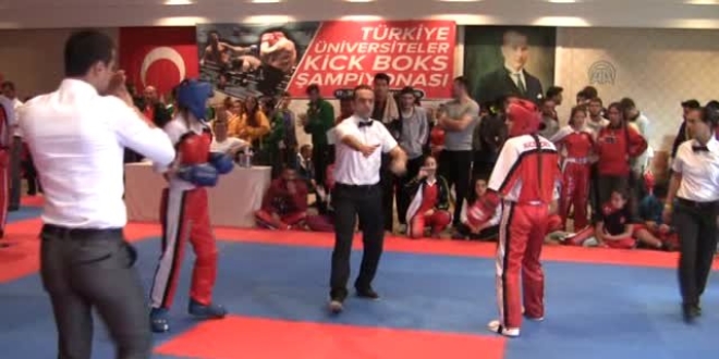 Üniversiteler Kick Boks Şampiyonası başladı