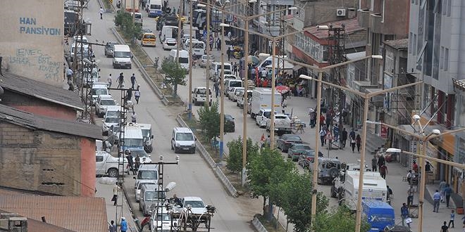 Yüksekova'nın çehresi değişiyor