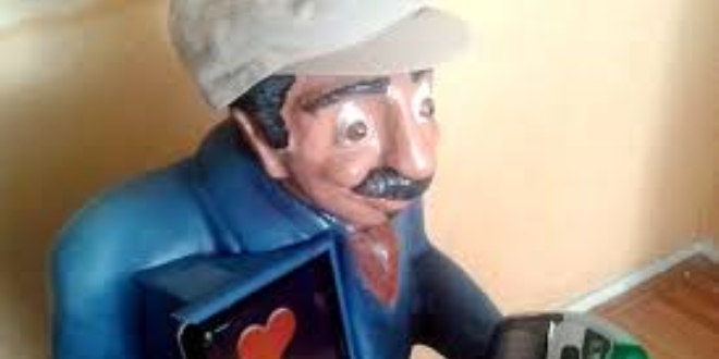 Şiir yazan robot görücüye çıkıyor