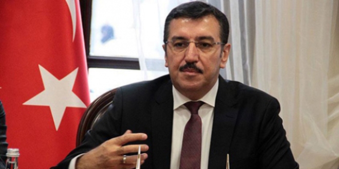 'Bizim bakanlarımız 'ifade hürriyeti' kapsamında değil mi?'
