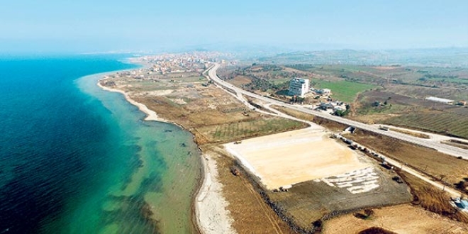 Çanakkale Köprüsü'nün temelinin yakınında araziler yok satıyor