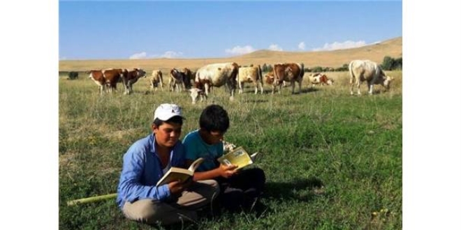 Van'da gezici kütüphaneye suç duyurusu