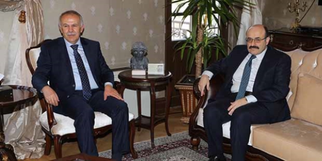 Prof. Dr. Saraç, Hatay Valisi Ata'yı ziyaret etti
