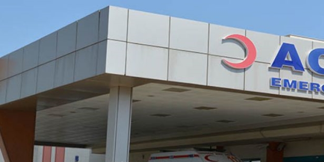Hastanede oksijen tüpü patladı: 3 yaralı