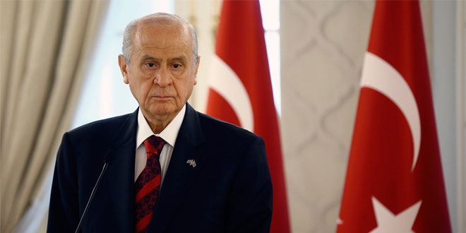 Bahçeli: Her yer oyun, her yer tiyatro