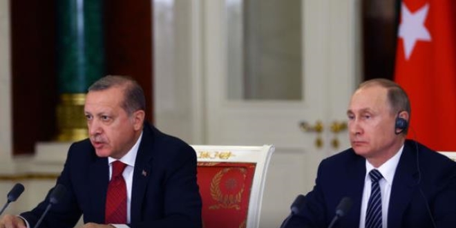 Türkiye ile Rusya arasında yatırım fonu için imzalar atıldı