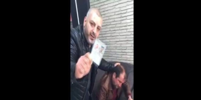 FETÖ'den ihraç edilen emniyet müdürüne dayak