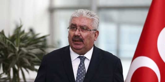 MHP, O havaalanında oturma eylemi başlattı