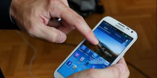 'Akıllı telefonlar yalancı miyopa neden olabilir'