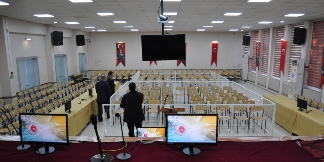 Kırklareli'de 81 sanığın yargılandığı davada, 5 tahliye