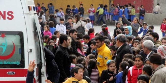 Şanlıurfa'da zehirlenen 26 öğrenci hastaneye kaldırıldı