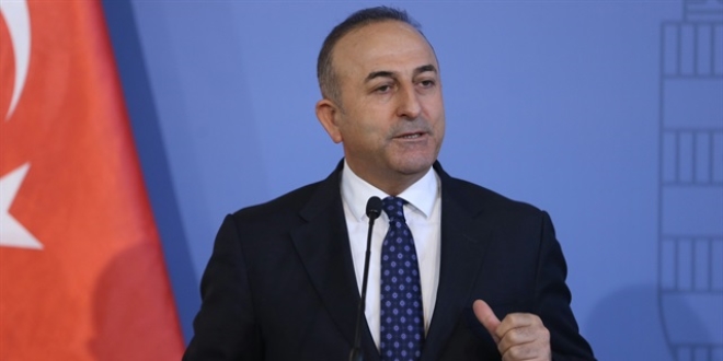 Çavuşoğlu: Bir ülkücü PKK'lılarla nasıl aynı safta olabilir?