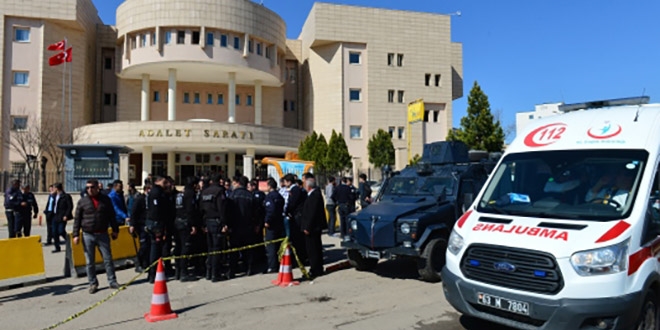 Şanlıurfa Adliyesinde kavga: 6 yaralı