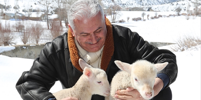 Başbakan Yıldırım, memleketi Erzincan'da