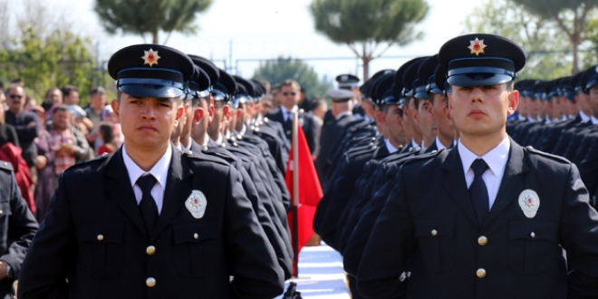 Aydın POMEM'de eğitim gören 558 öğrenci mezun oldu