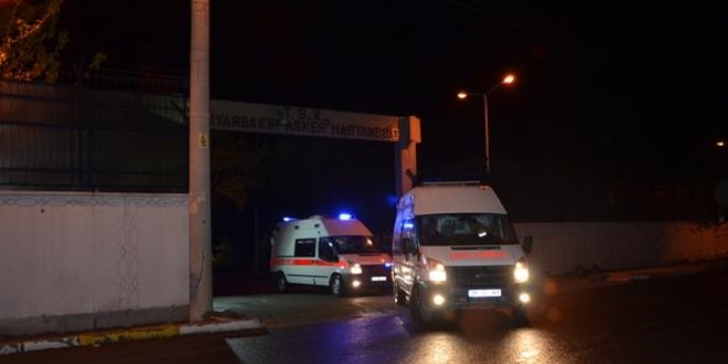 Diyarbakr Valilii: 2 kahraman silah arkadamz ehit oldu