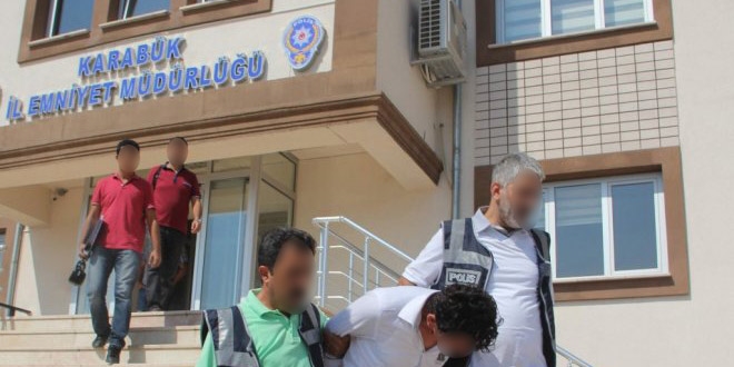 Karabük'te 1'i astsubay, 2 kişi gözaltına alındı