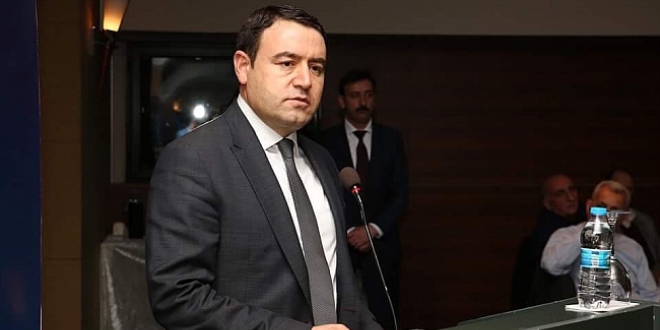'Bu referandum siyasi bir seçim değildir'