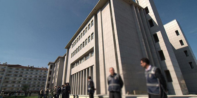 FETÖ'cülerden iş adamına 'ayağını denk al' tehdidi