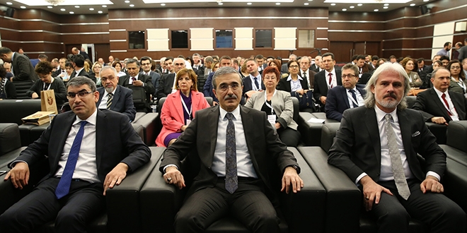 18. Kamu Kalite Sempozyumunda dönüşümcü liderlik vurgusu